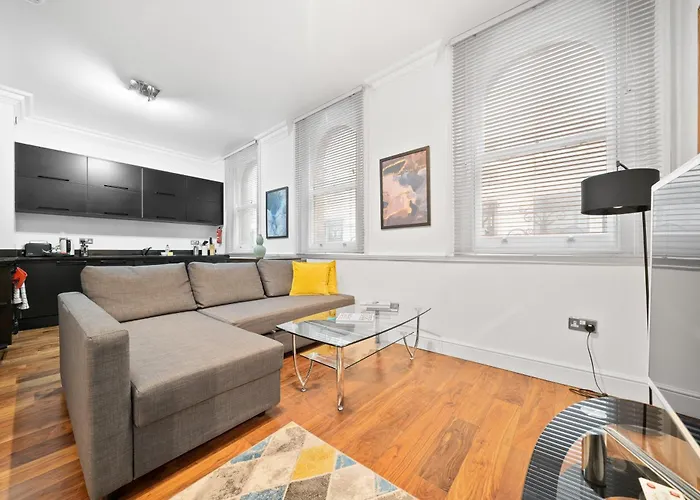 Apartment 3, 48 Bishopsgate By City Living London